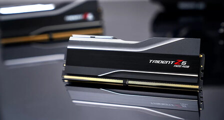 32GB DDR5/6000 CL30 (2x 16GB) G.Skill Trident Z5 Neo R