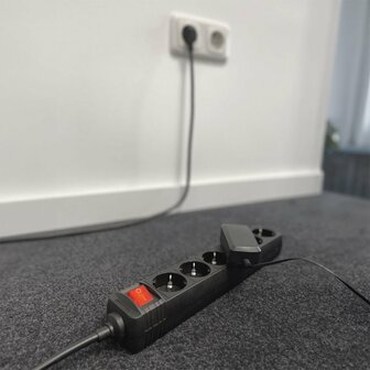 ACT AC2465 | Stekkerdoos | 6 Stopcontacten | 3 m | Binnen | Zwart