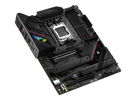 ASUS AM5 B650E-F GAMING WIFI ROG STRIX - DDR5/3xM.2/DP