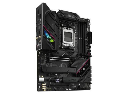 ASUS AM5 B650E-F GAMING WIFI ROG STRIX - DDR5/3xM.2/DP