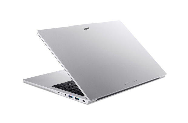 Acer 15,6" i5-13/16GB/512GB/FHD IPS/NoOS Zilver